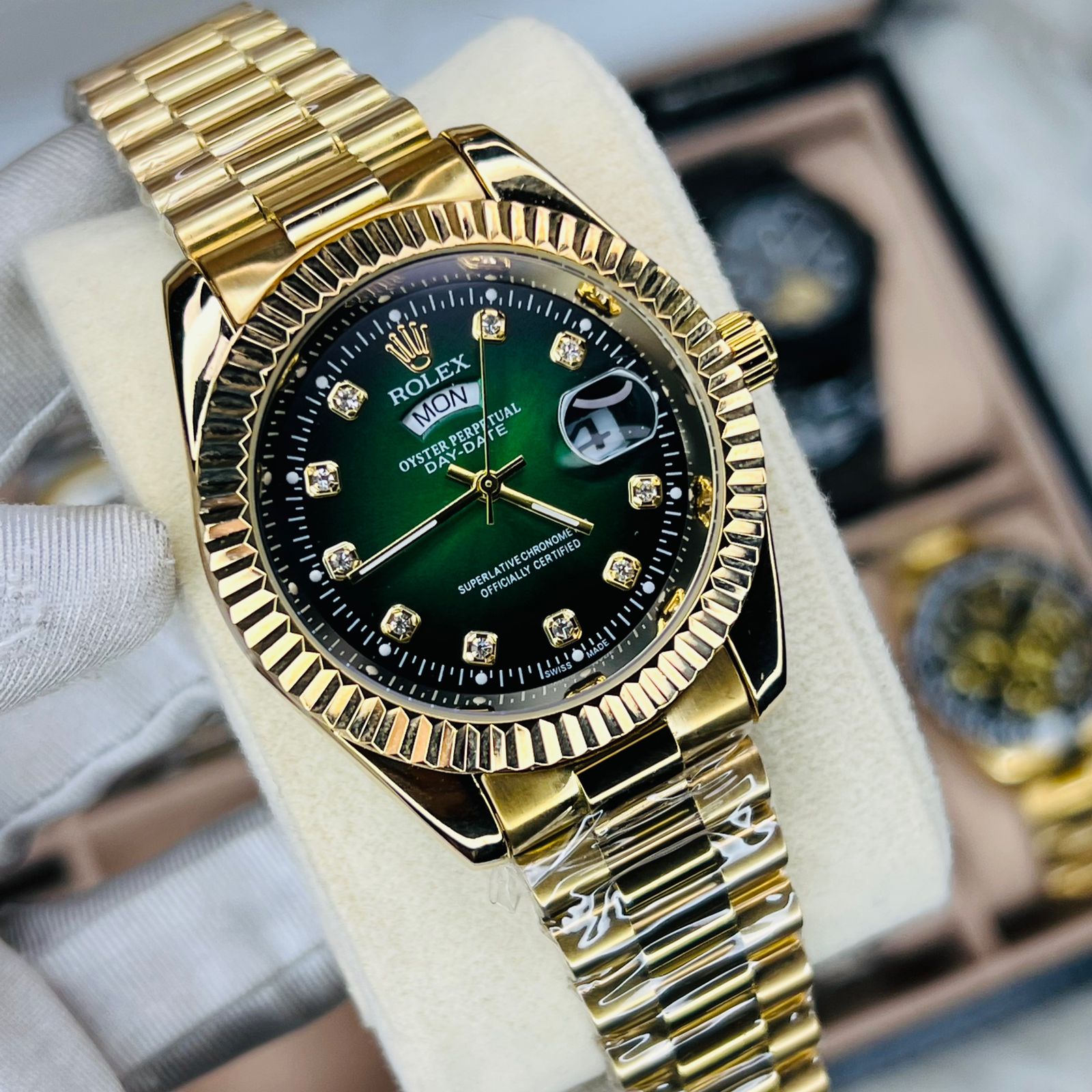 Premium Quality RLX Watches Carry Full Golden Green
